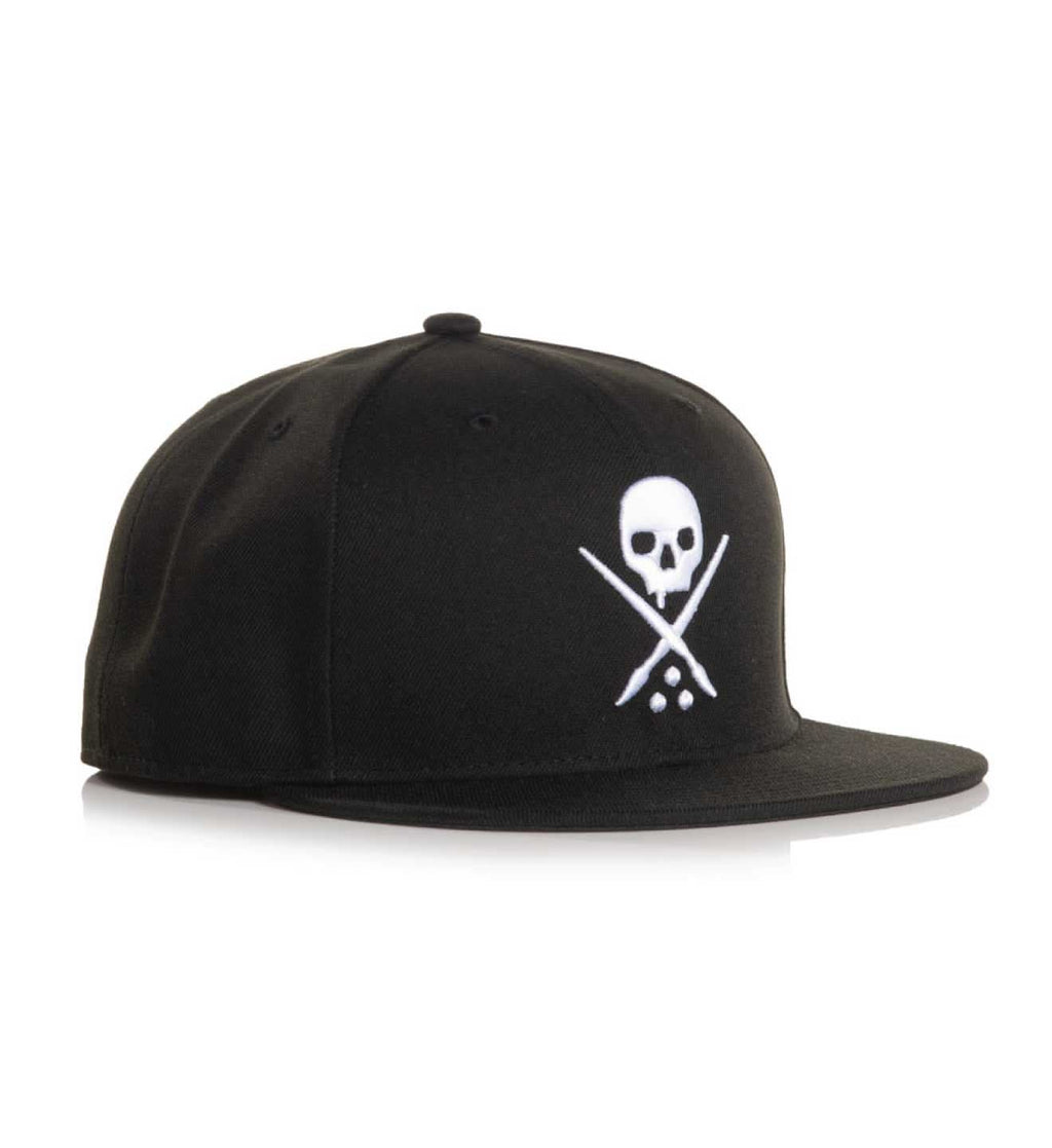 Badge Fitted Hat